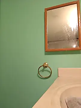 jorwee online show from December 10, 2024, 6:54 am