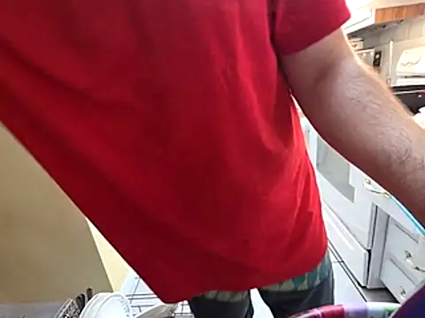 jorwee online show from October 31, 2025, 10:11 pm