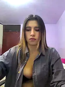 Valerie b online show from September 21, 2025, 2:13 am