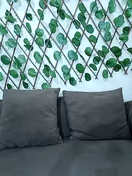 Bold-Cat online show from October 3, 2025, 6:38 pm