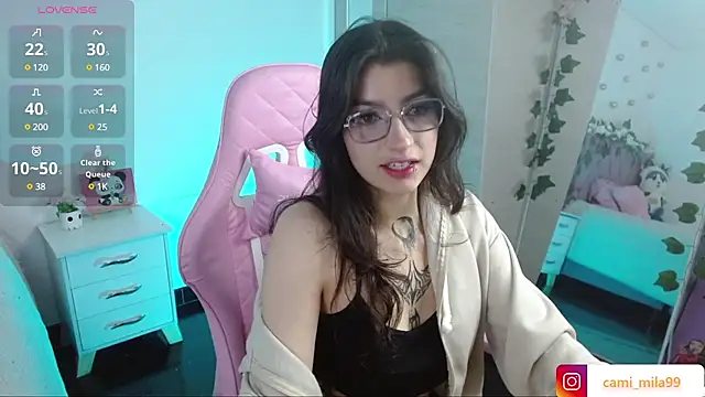 cami mila9 online show from January 8, 2025, 4:02 am