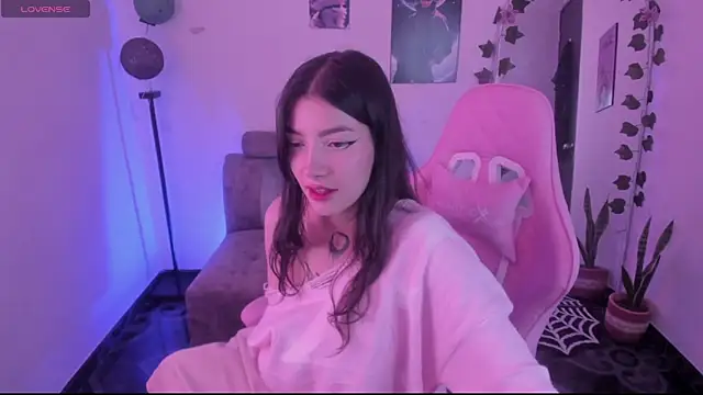 cami mila9 online show from September 20, 2025, 8:10 pm