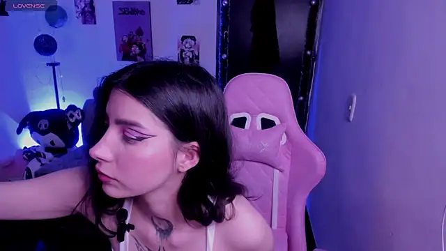 cami mila9 online show from January 6, 2026, 11:51 pm