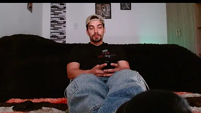 Ian Daviz online show from December 15, 2025, 2:32 pm