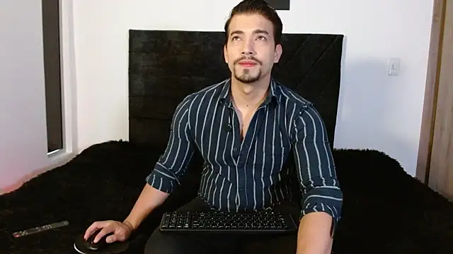 Ian Daviz online show from June 7, 2026, 2:10 pm