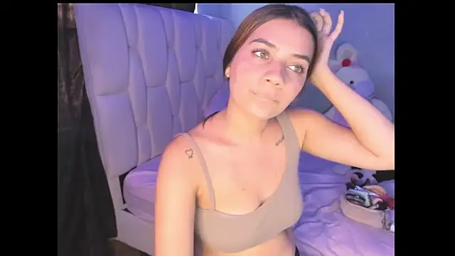 KittyKlum online show from March 19, 2025, 10:42 pm