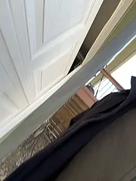 Snapshot of SmokingSloth chatting on February 16, 2025, 8:00 pm SmokingSloth online show from February 16, 2025, 8:00 pm