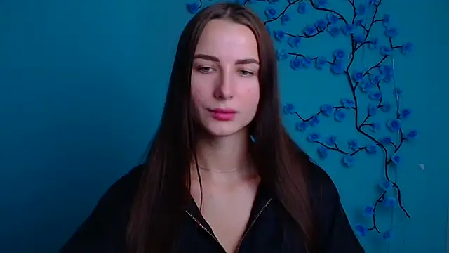 Eva Janee online show from December 15, 2025, 6:50 am