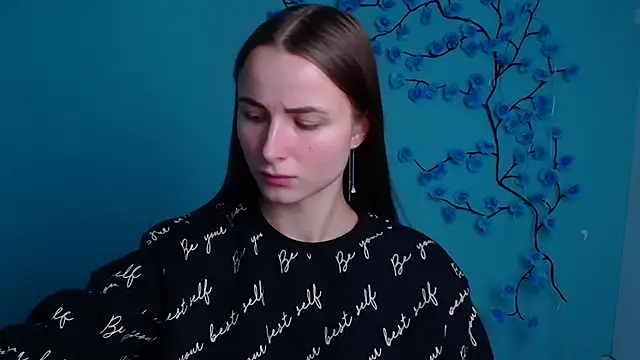 Eva Janee online show from December 18, 2025, 6:52 am