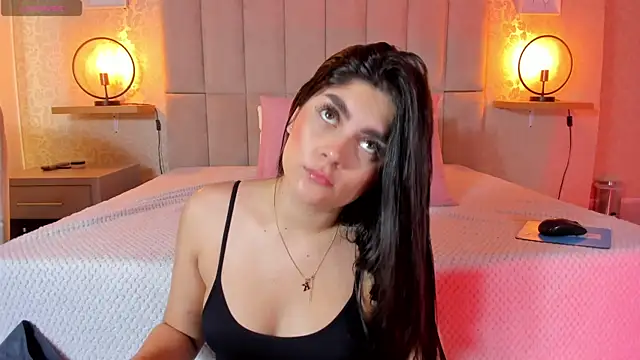 Amy-Saenz online show from December 4, 2025, 3:10 pm