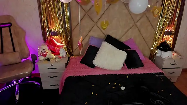 SummersAngel online show from April 13, 2026, 3:28 pm