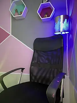 Tamyjenkins1 online show from March 14, 2025, 1:05 am