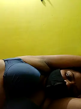 Snapshot of Sexyranibhabhi chatting on February 13, 2025, 5:48 am Sexyranibhabhi online show from February 13, 2025, 5:48 am