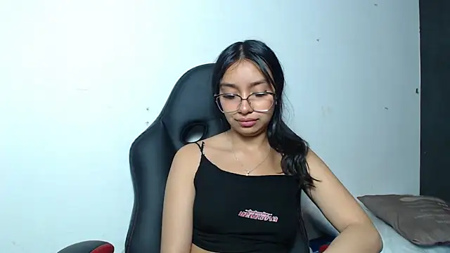 Stefanygp online show from March 11, 2025, 12:17 pm