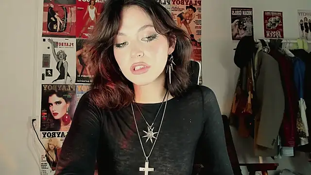 Niky  Jess online show from November 2, 2025, 7:16 pm