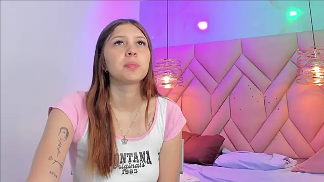 AngelaaCute  online show from February 22, 2026, 12:26 pm