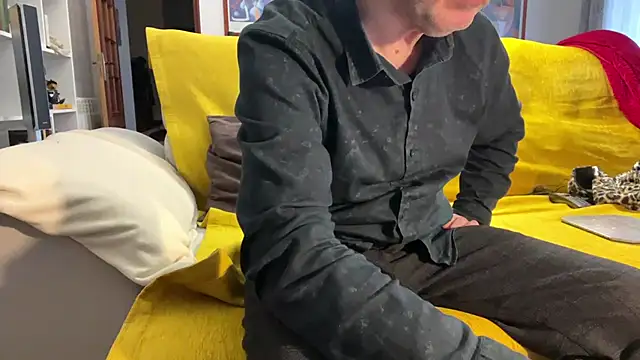 fastuga24 online show from February 9, 2026, 4:44 pm