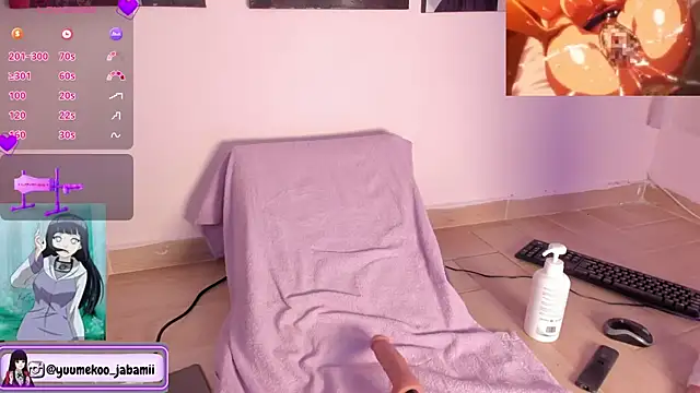 Snapshot of Sweet-bunny1 chatting on February 1, 2025, 6:32 am Sweet-bunny1 online show from February 1, 2025, 6:32 am