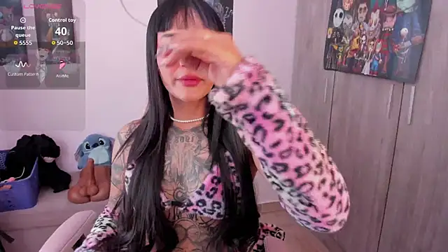 Sweet-bunny1 online show from June 2, 2026, 2:52 pm