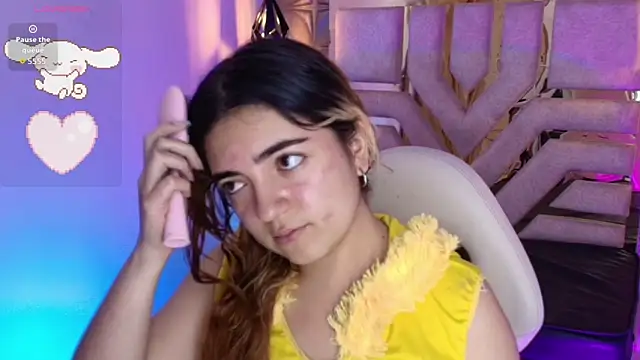 meraki fraise online show from November 10, 2025, 7:46 pm