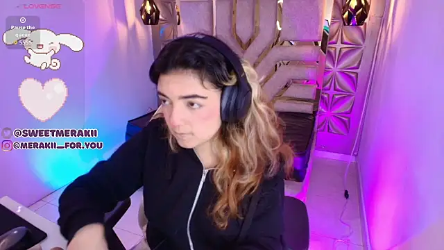 meraki fraise online show from December 16, 2025, 3:44 am