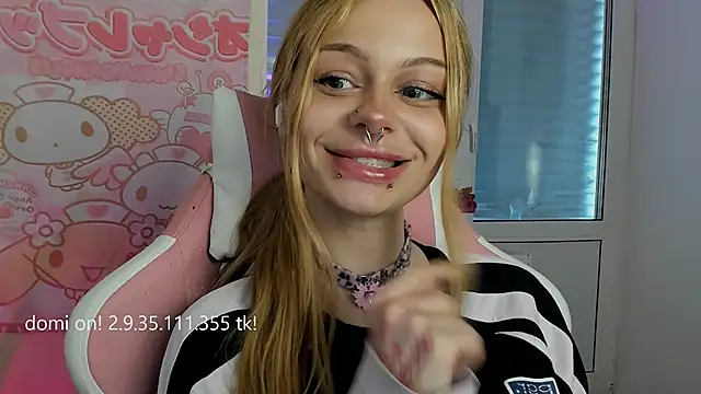 Snapshot of shy_melony chatting on May 4, 2026, 6:31 am shy melony online show from May 4, 2026, 6:31 am
