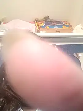 Snapshot of Hotmilfxox chatting on December 16, 2024, 9:03 am Hotmilfxox online show from December 16, 2024, 9:03 am