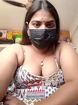 Snapshot of Hotmilfxox chatting on January 23, 2025, 8:15 am Hotmilfxox online show from January 23, 2025, 8:15 am