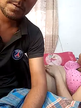 Snapshot of Desi_Best_Anal chatting on December 11, 2024, 8:36 am Desi Best Anal online show from December 11, 2024, 8:36 am