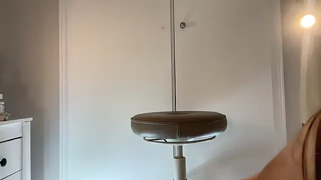 SweetTits26 online show from March 13, 2025, 4:27 am