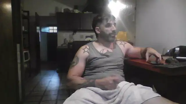 ozzypsico13 online show from November 28, 2025, 9:28 pm