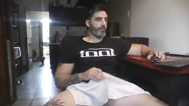 ozzypsico13 online show from February 12, 2026, 2:56 pm