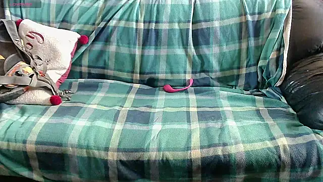 LauraMonolo online show from March 13, 2026, 4:02 pm