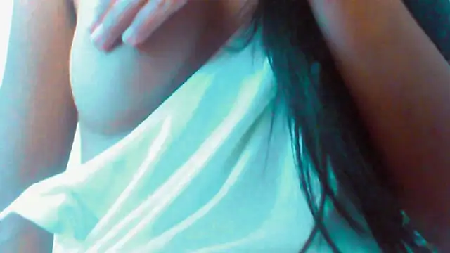 Snapshot of melaniy chatting on November 18, 2025, 9:47 am melaniy online show from November 18, 2025, 9:47 am