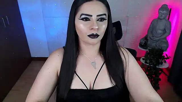 Snapshot of GODDESS_EVANS chatting on July 2, 2026, 12:10 am GODDESS EVANS online show from July 2, 2026, 12:10 am