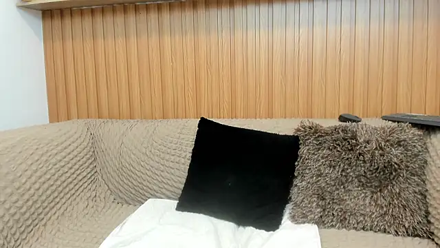  karla Brunette  online show from March 27, 2026, 7:13 pm