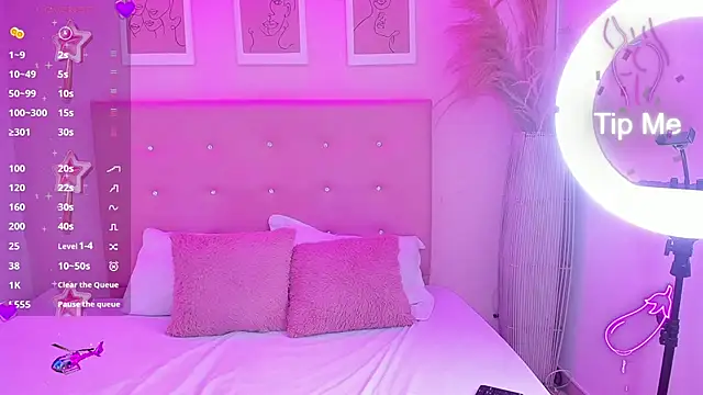 EIMY BRIGHT online show from October 30, 2025, 4:58 am