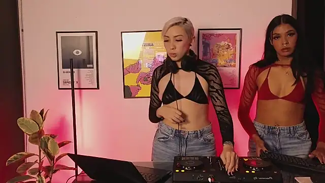 jane hart  online show from March 22, 2026, 12:47 am