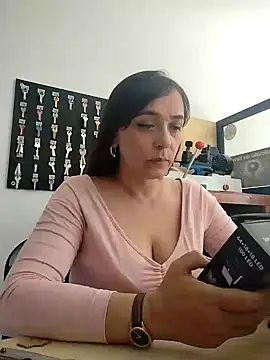 natalie cowens online show from January 30, 2025, 7:26 pm