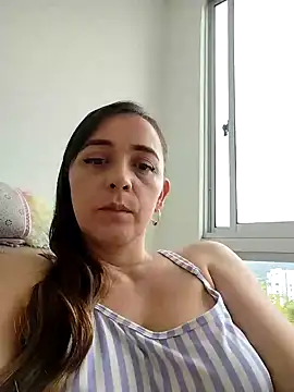 natalie cowens online show from February 1, 2025, 5:37 pm