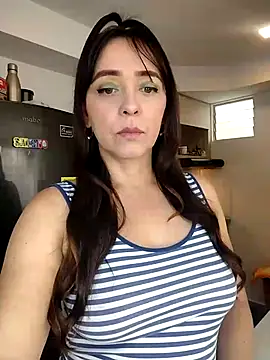 natalie cowens online show from January 14, 2026, 7:19 pm