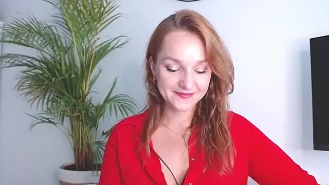 AliciaDesire online show from October 21, 2025, 6:47 am