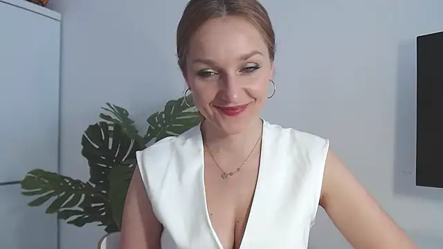 AliciaDesire online show from March 25, 2026, 7:14 am