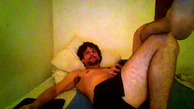 couplemilk online show from June 5, 2026, 6:52 am