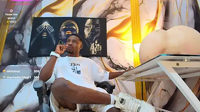 Snapshot of Thomas_shelbys chatting on March 1, 2026, 3:41 am Thomas shelbys online show from March 1, 2026, 3:41 am