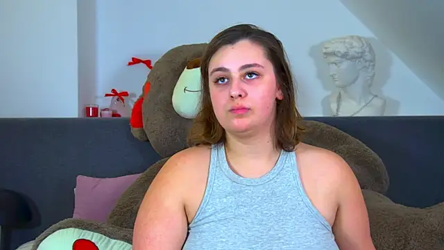 MaryMurray online show from October 12, 2025, 7:02 pm