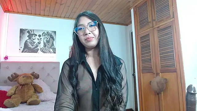 tifanny-squirt online show from October 9, 2025, 3:37 am