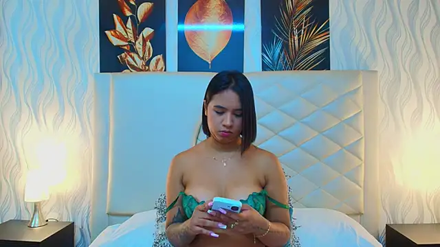 Amberr Greyy online show from September 23, 2025, 1:25 pm