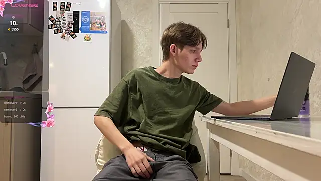 gay boyss online show from March 5, 2025, 11:38 pm