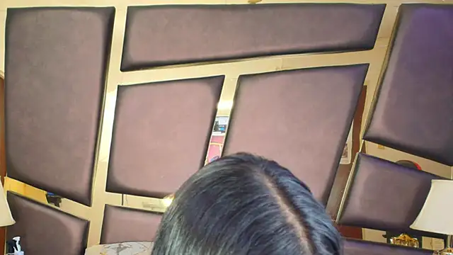 GiahDaniels online show from December 30, 2024, 8:54 am